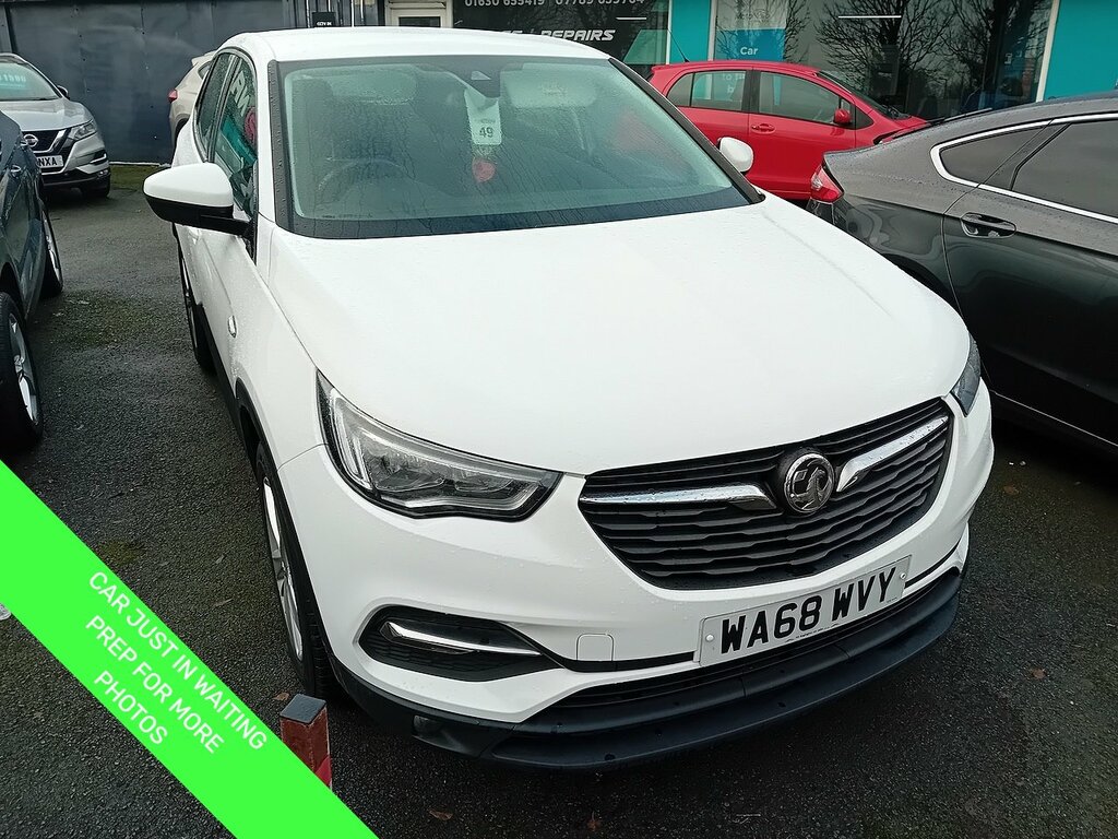 Vauxhall Grandland X Turbo Se White