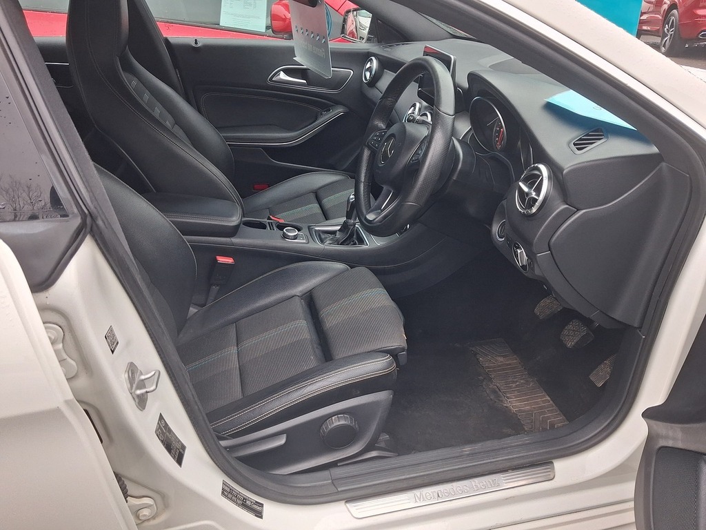 Mercedes-Benz CLA Class 1.6 Cla180 Sport Coupe Euro 6 S White #3