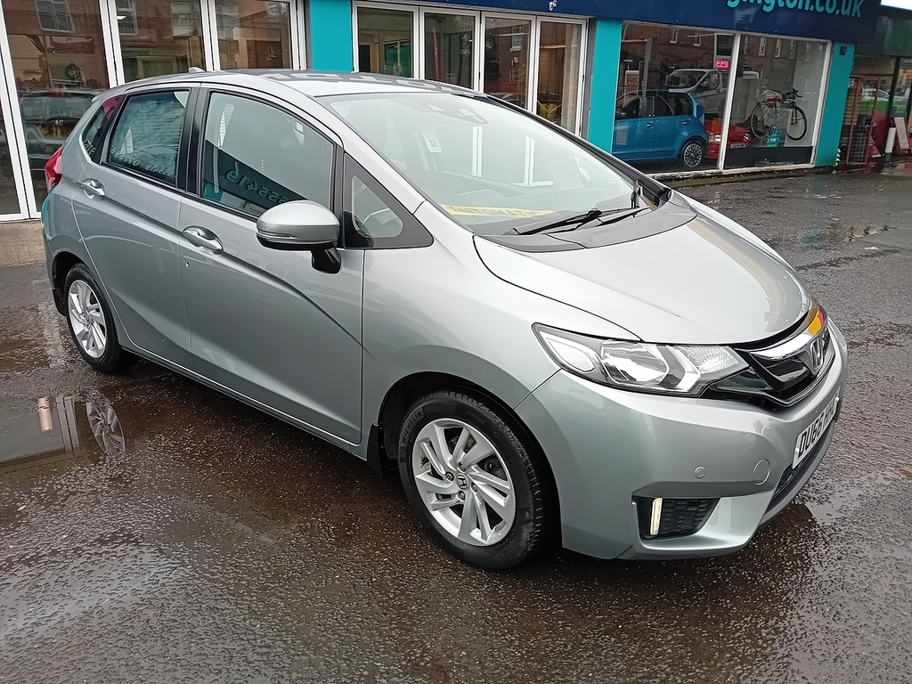 Honda Jazz 1.3 I-vtec Se Hatchback Cvt Ss 102 DU66HHC Silver #2