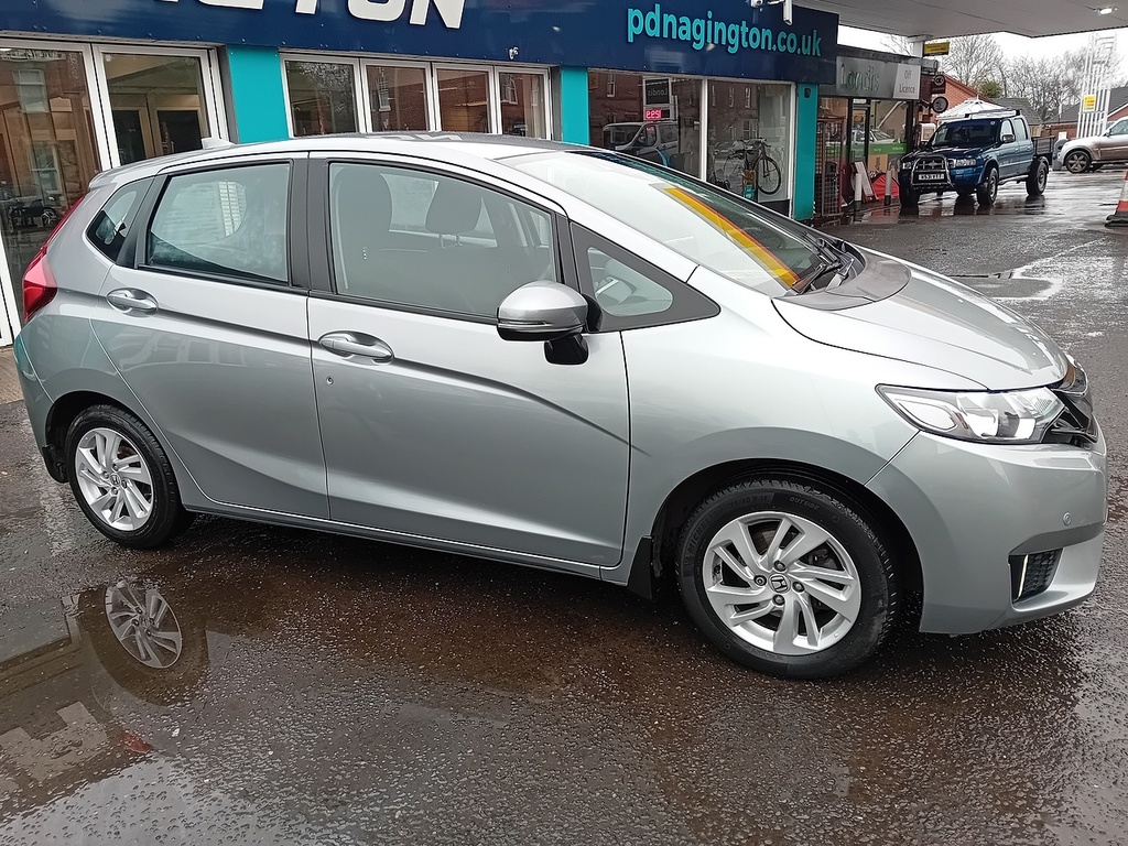 Honda Jazz 1.3 I-vtec Se Hatchback Cvt Ss 102 DU66HHC Silver #3