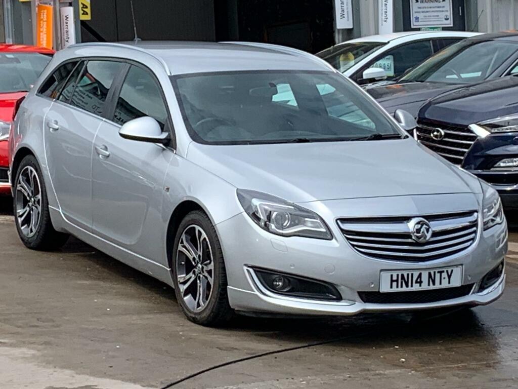 Vauxhall Insignia Estate Silver