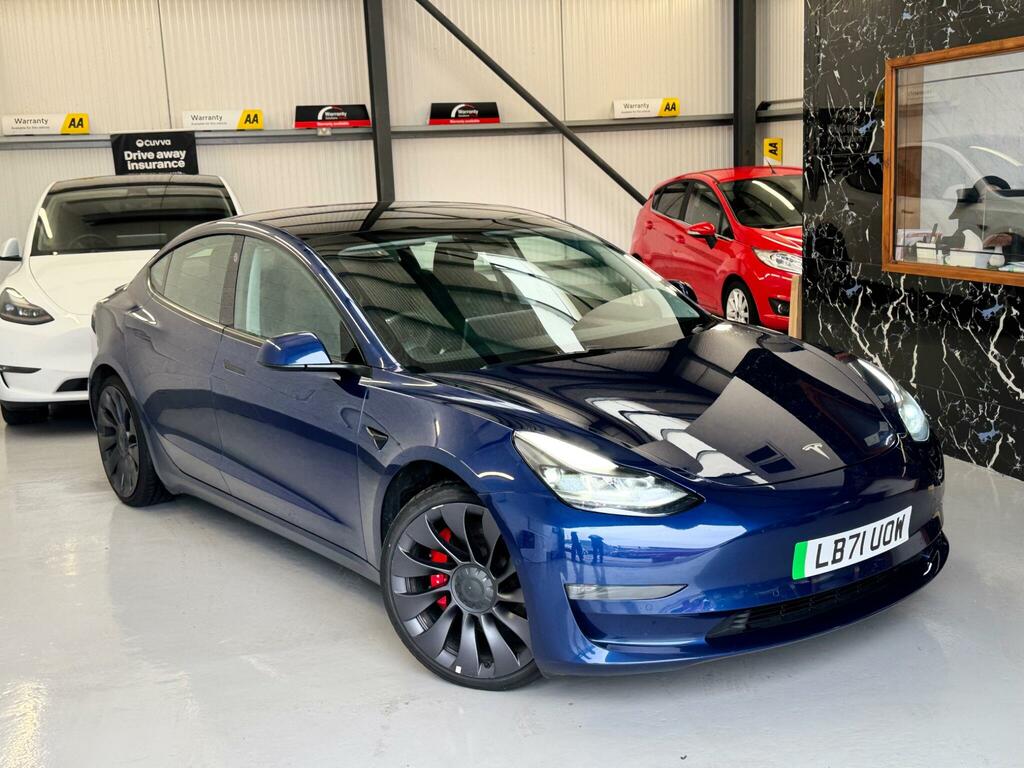Tesla Model 3 Saloon LB71UOW #3