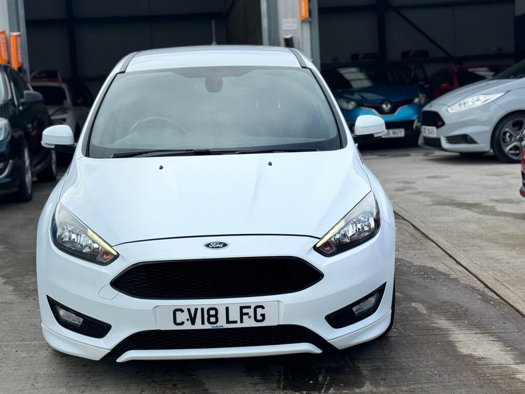 Ford Focus Hatchback CV18LFG #3