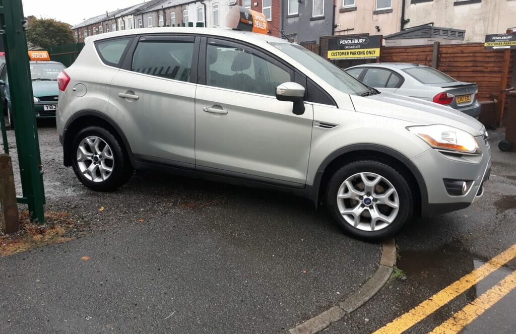 Ford Kuga Suv FP10KKC Black #3