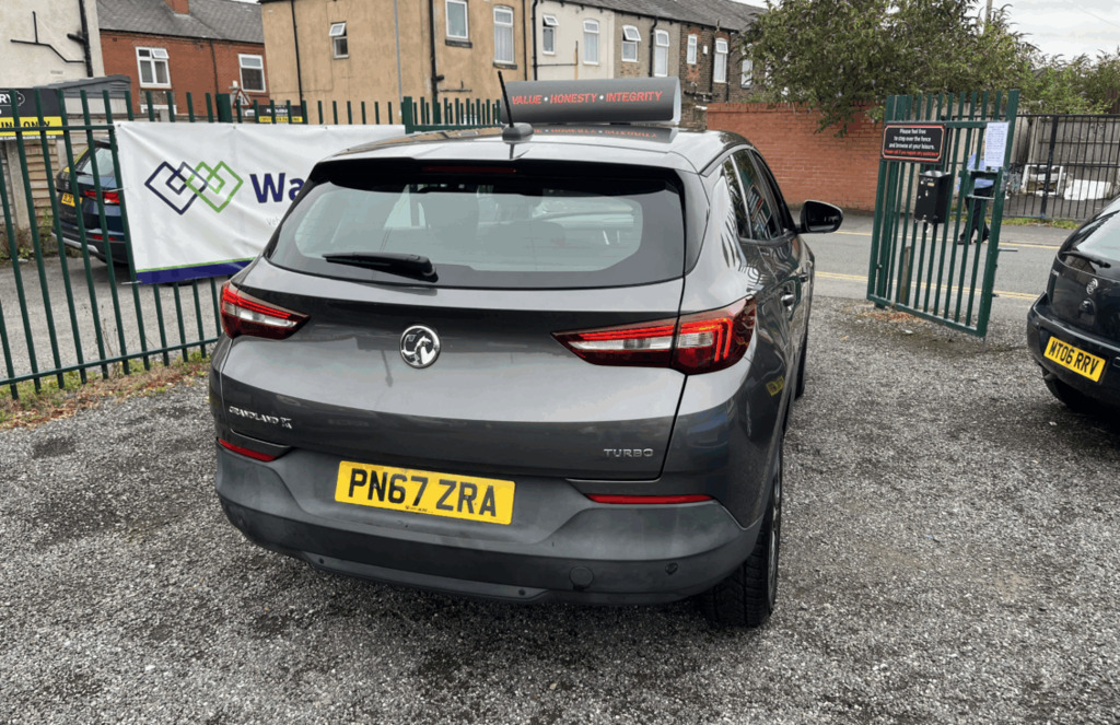 Vauxhall Grandland Suv PN67ZRA Black #4