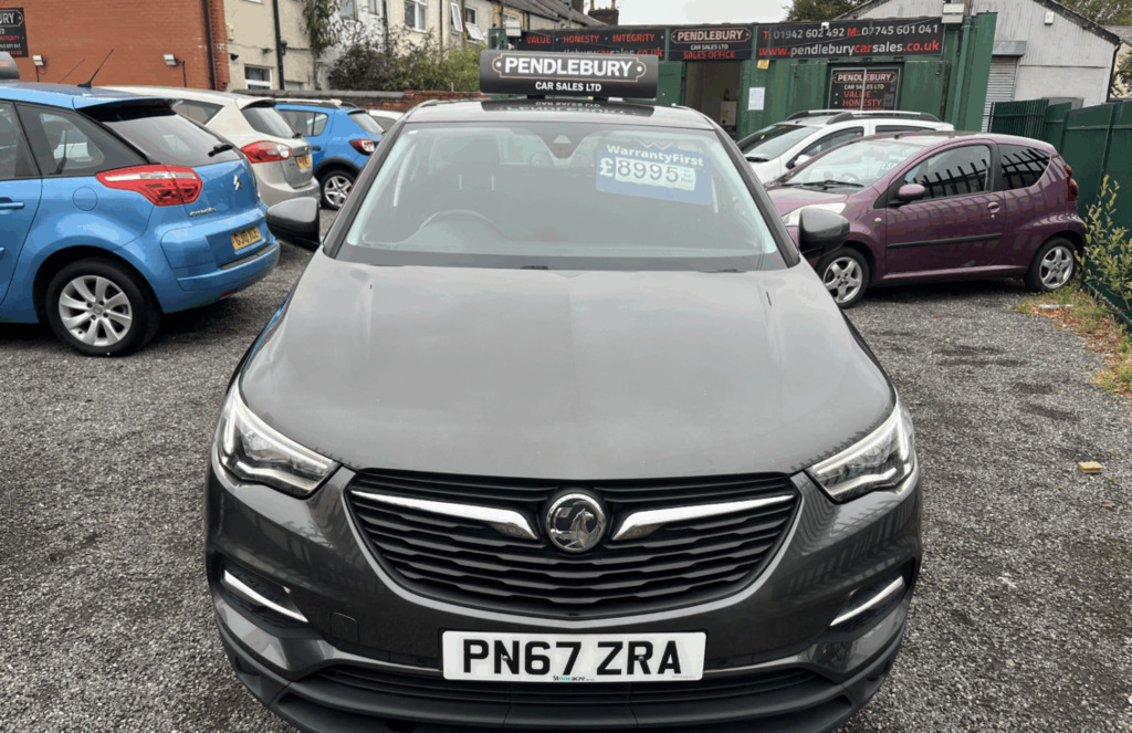 Vauxhall Grandland Suv PN67ZRA Black #2