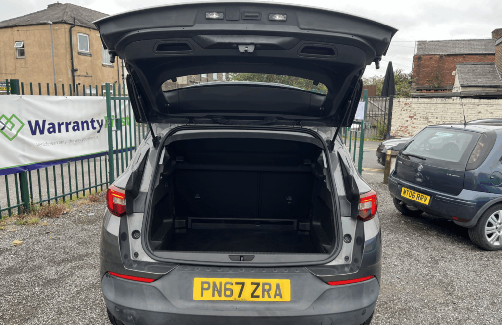 Vauxhall Grandland Suv PN67ZRA Black #5