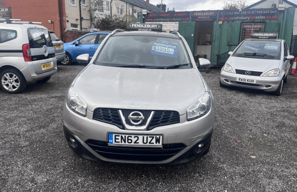 Nissan Qashqai Suv Black