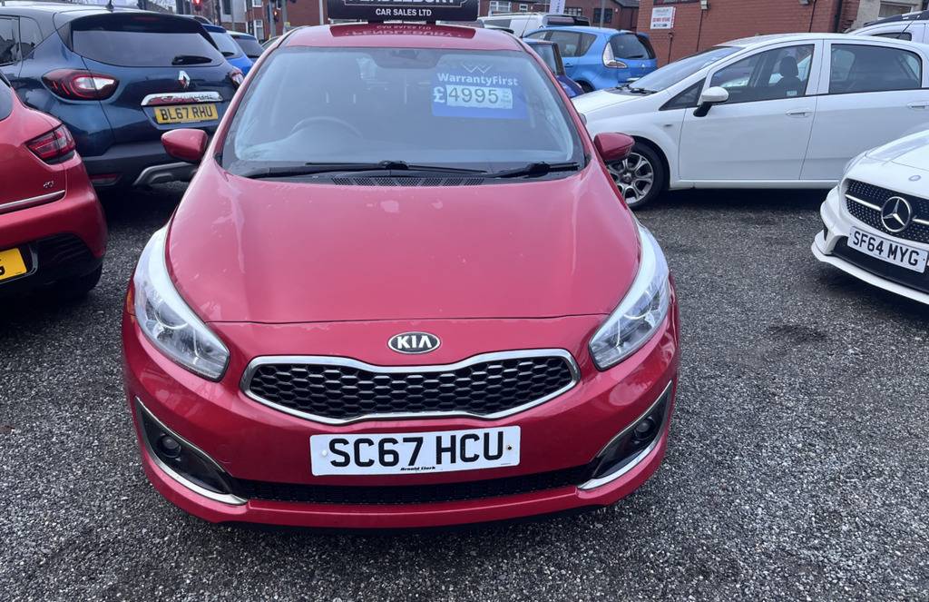 Kia Ceed Saloon Black