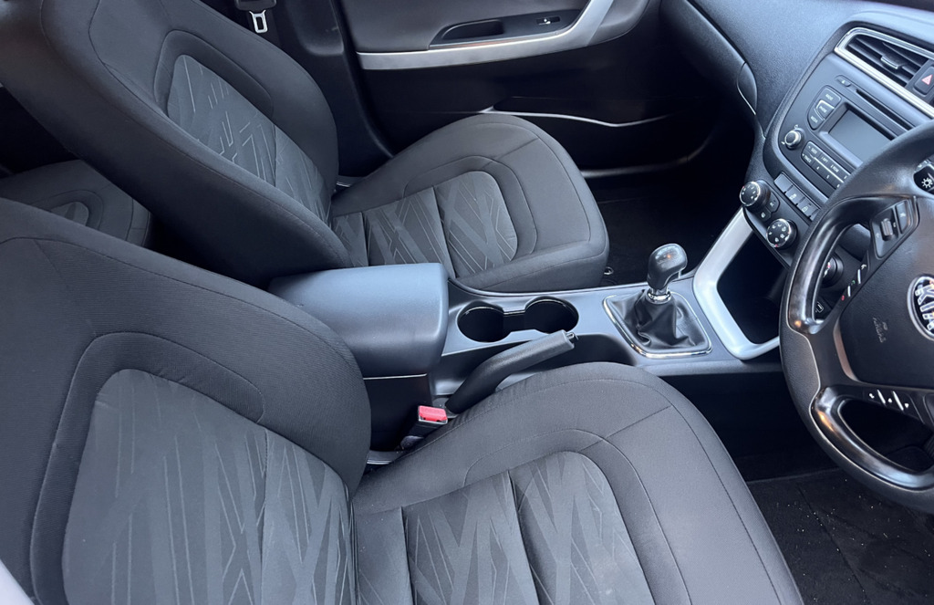 Kia Ceed Saloon SC67HCU Black #4