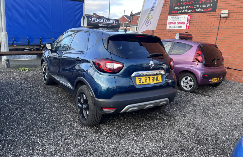 Renault Captur Hatchback BL67RHU Black #3