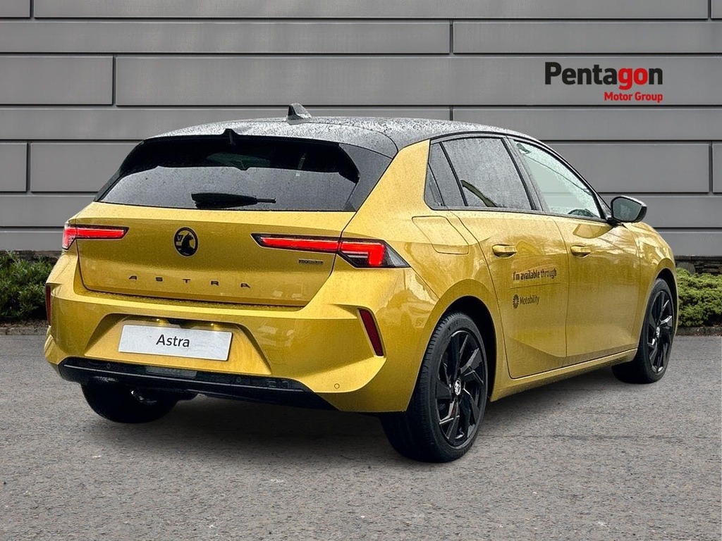 Vauxhall Astra 1.6 12.4Kwh Gs Line Hatchback Plug In H Yellow #4