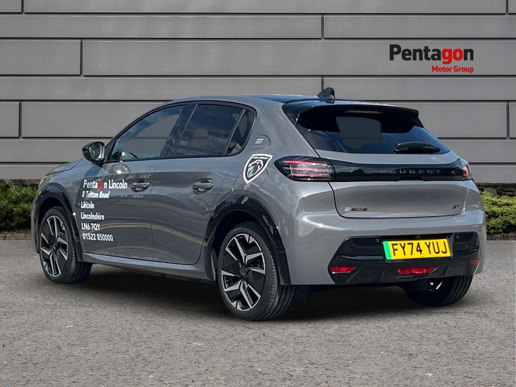 Peugeot e-208 51Kwh Gt Hatchback 7.4Kw Charge FY74YUJ Grey #2
