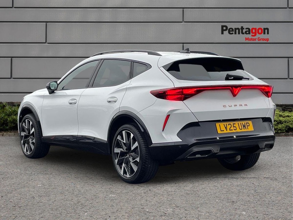 Cupra Formentor 1.5 Tsi V2 Suv Euro 6 Ss 150 LV25UWP White #2