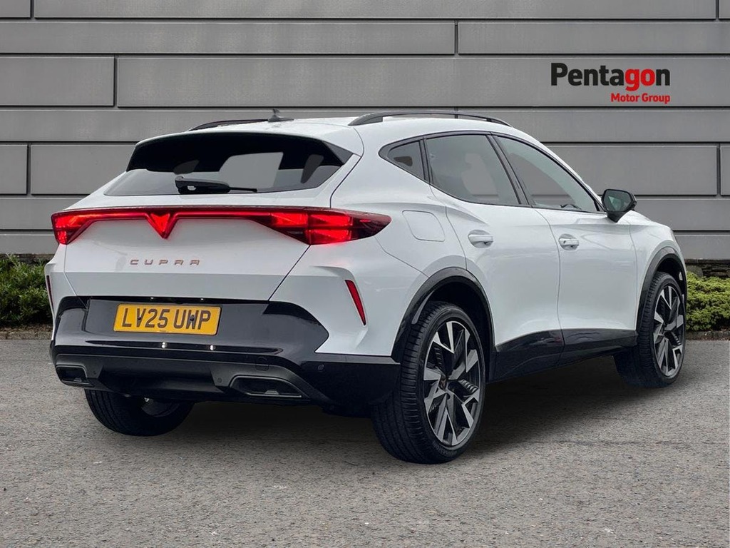 Cupra Formentor 1.5 Tsi V2 Suv Euro 6 Ss 150 LV25UWP White #4