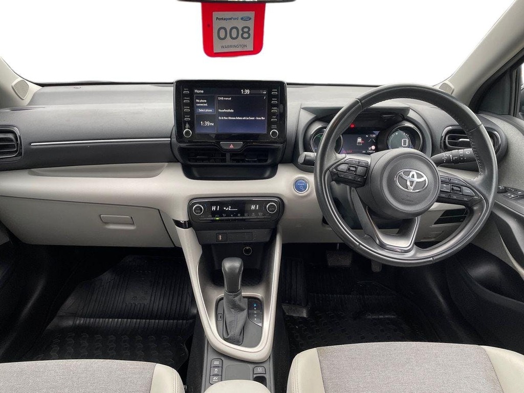Toyota Yaris 1.5 Vvt H Excel Hatchback Hybrid E Cvt DG22FPA Grey #6