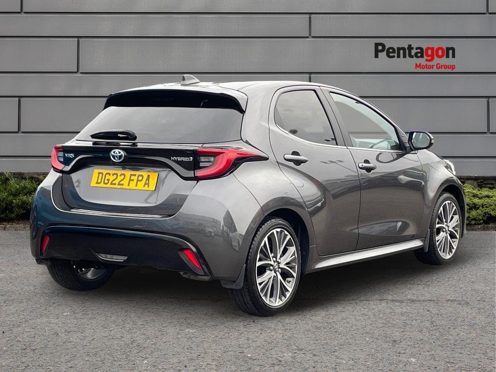 Toyota Yaris 1.5 Vvt H Excel Hatchback Hybrid E Cvt DG22FPA Grey #4