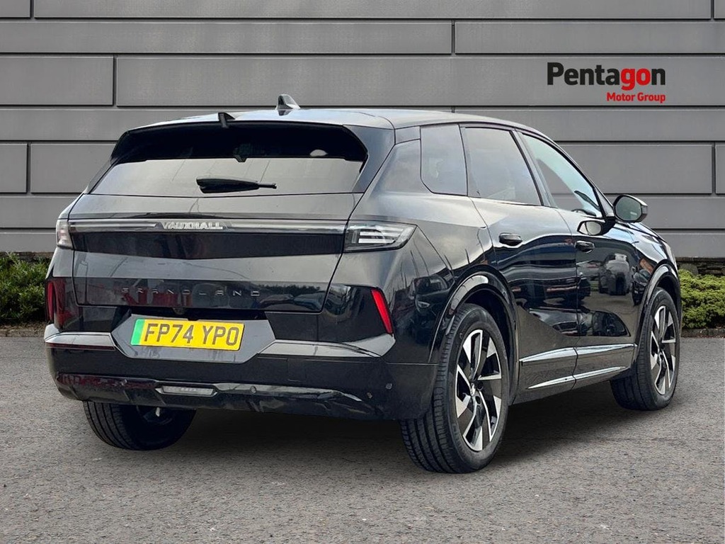Vauxhall Grandland 73Kwh Gs Suv 213 Ps FP74YPO Black #4