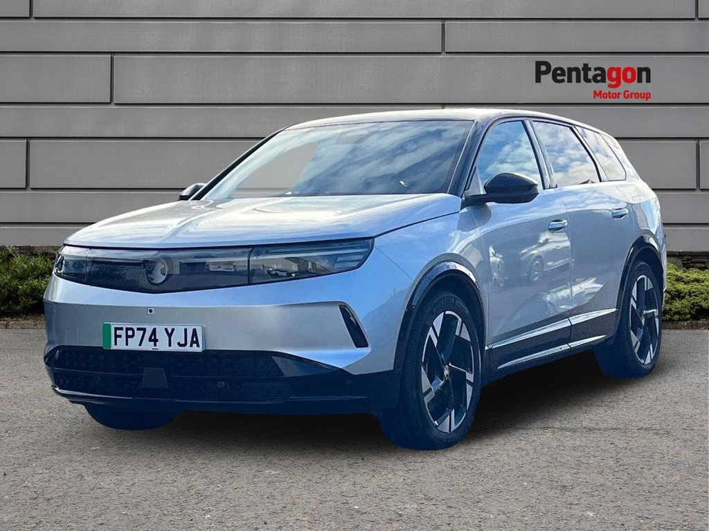 Vauxhall Grandland 73Kwh Ultimate Suv 213 Ps FP74YJA Silver #3