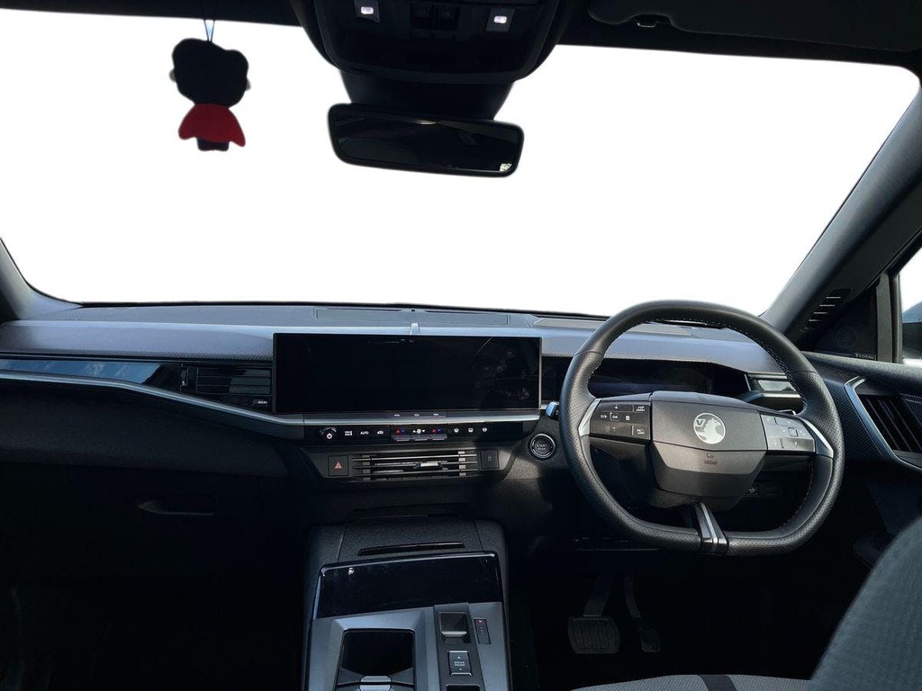Vauxhall Grandland 73Kwh Ultimate Suv 213 Ps FP74YJA Silver #6