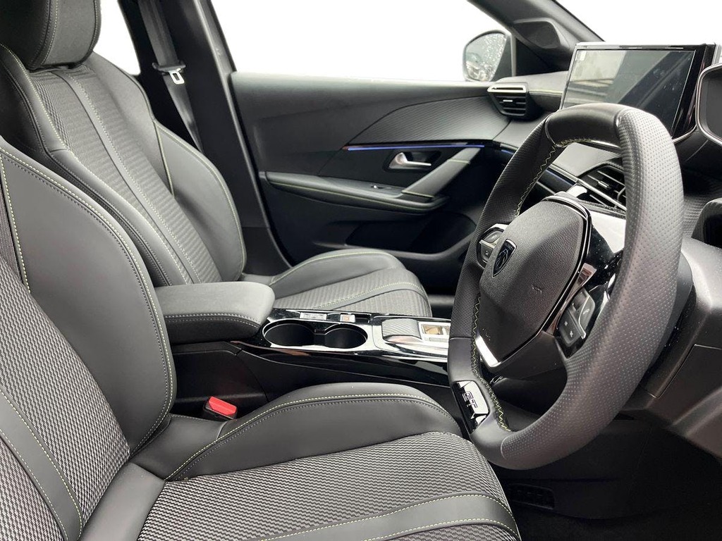 Peugeot e-208 50Kwh Gt Hatchback 7.4Kw Charge FG75LCC Grey #5