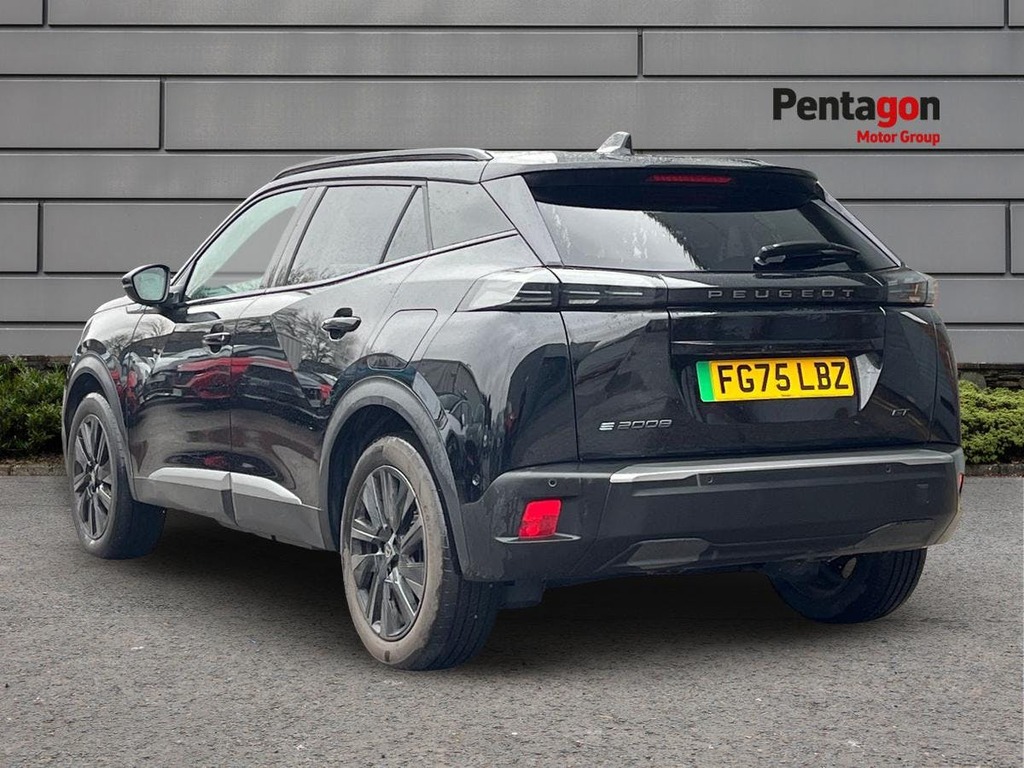 Peugeot e-2008 54Kwh Gt Premium Suv 7Kw Charge FG75LBZ Black #2