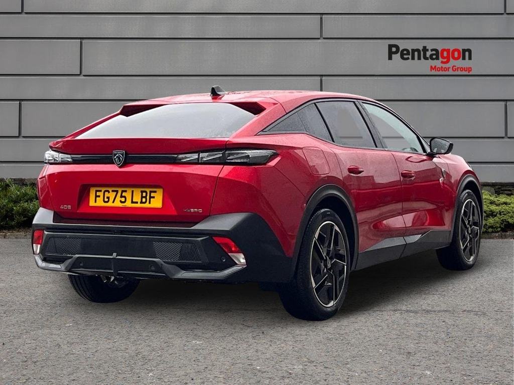 Peugeot 408 1.6 12.4Kwh Gt Fastback Plug In Hybrid Red #4