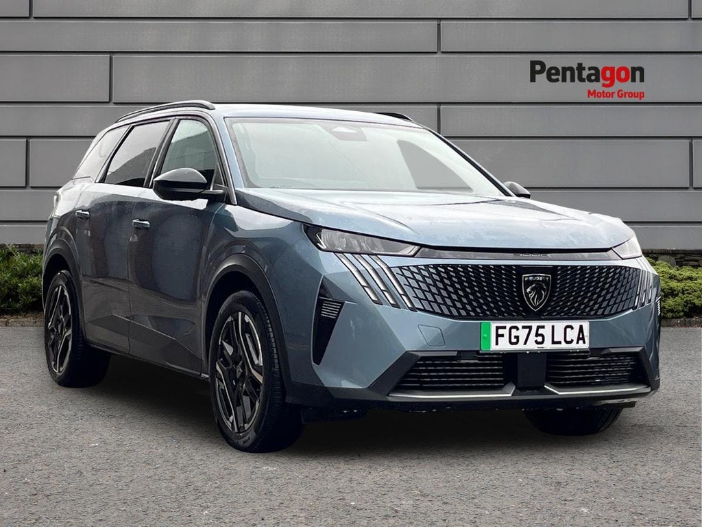 Peugeot 5008 73Kwh Allure Suv 210 Ps Blue