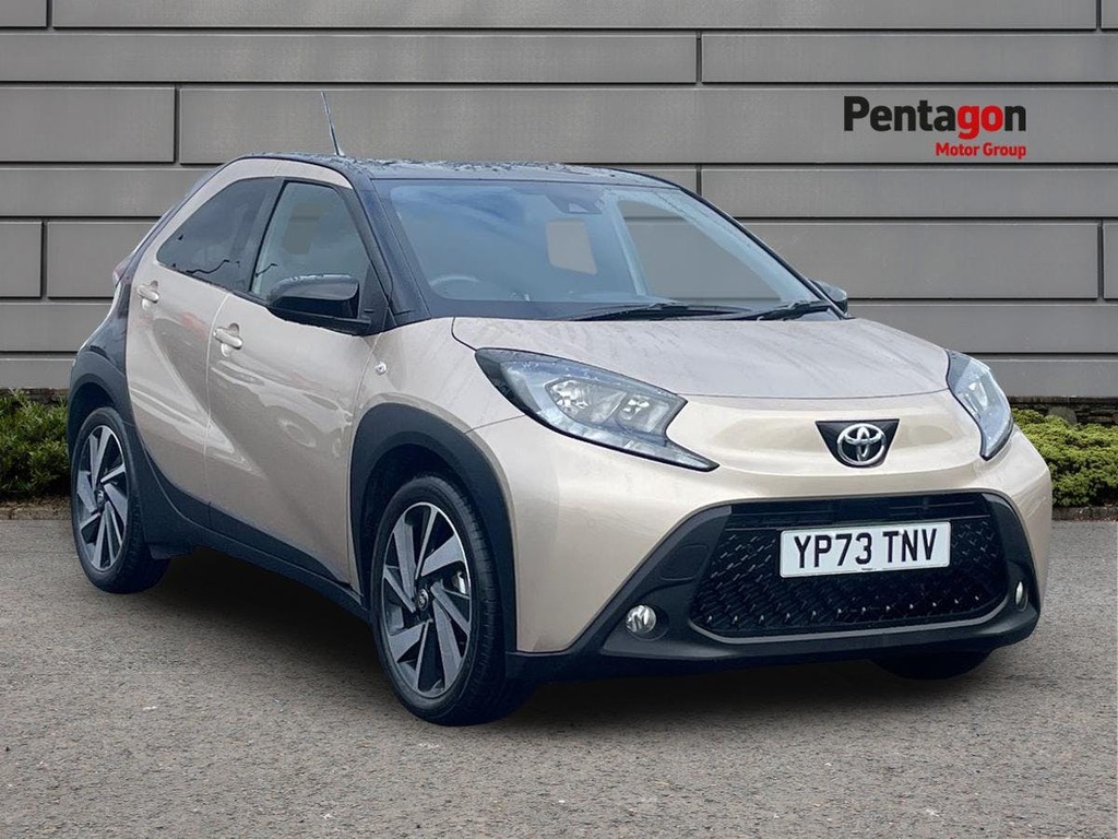 Toyota Aygo X 1.0 Vvt I Edge Hatchback Euro 6 Beige