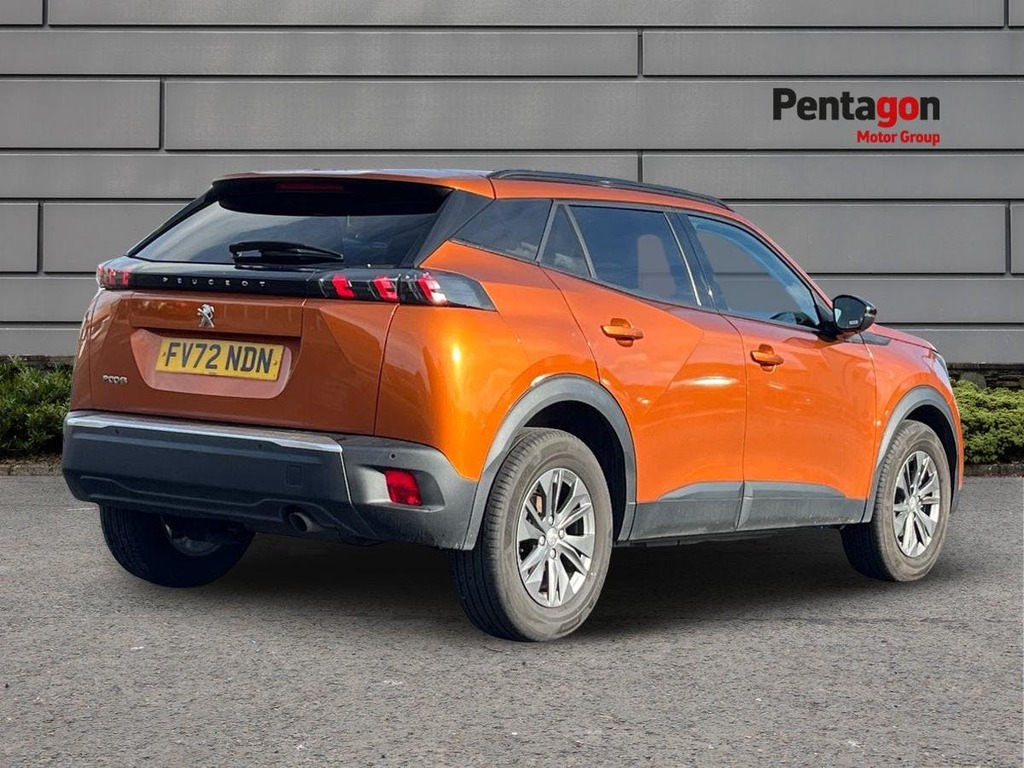 Peugeot 2008 1.2 Puretech Active Premium Plus Suv M FV72NDN Orange #4