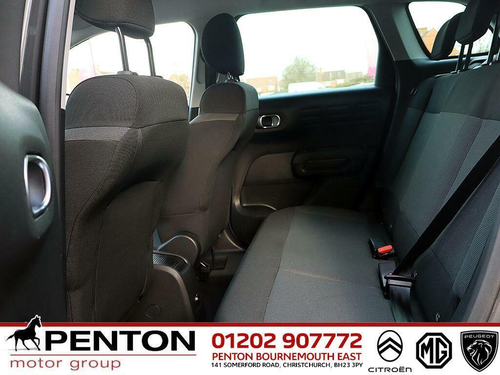 Citroen C3 Aircross 1.2 Puretech Shine Euro 6 Ss PE72ZPL Grey #4