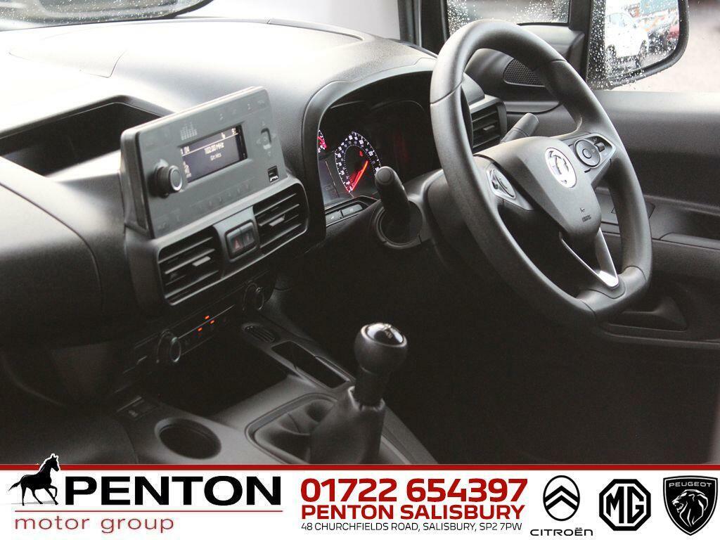Vauxhall Combo 1.5 Turbo D 2300 Dynamic L1 H1 Euro 6 VN71EEA White #5