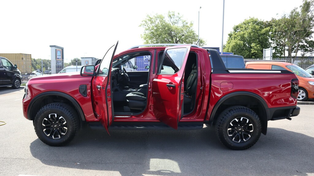 Ford Ranger Pick Up Dcab Wildtrak X 2.0 Ecoblue 205 MH73NUU Red #6