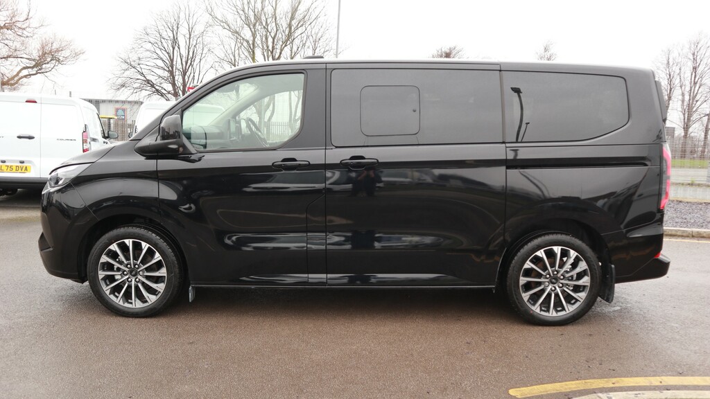 Ford Tourneo Custom L1 Swb H1 160Kw 71Kwh H1 Titanium X 8 Seater Black #2