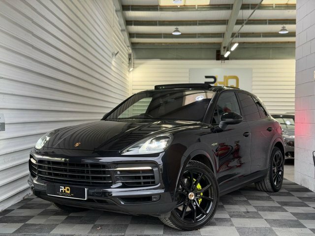 Porsche Cayenne 2020 3.0 V6 E-hybrid 14.1Kwh Suv Plug-i Black #6
