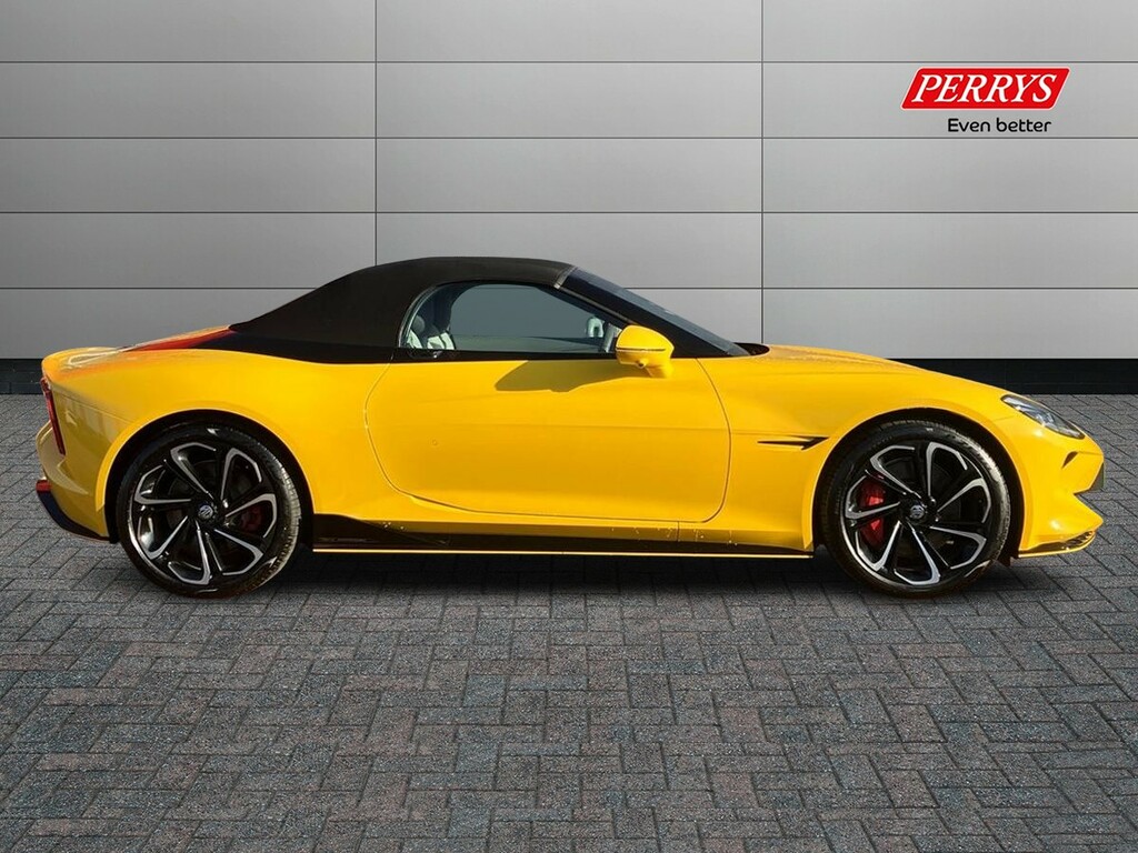 MG Cyberster 375Kw Gt Dual Motor 77 Kwh Awd Yellow #3