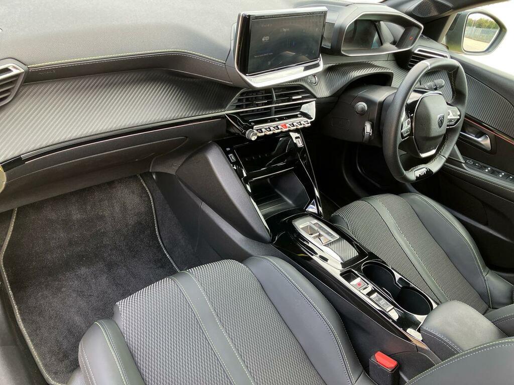 Peugeot e-208 115Kw Gt 51Kwh YO74DYG Yellow #6