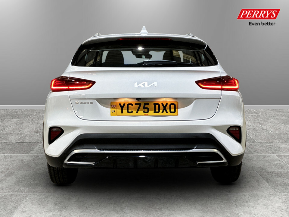 Kia Xceed 1.0T Gdi Isg 113 Pure White #6