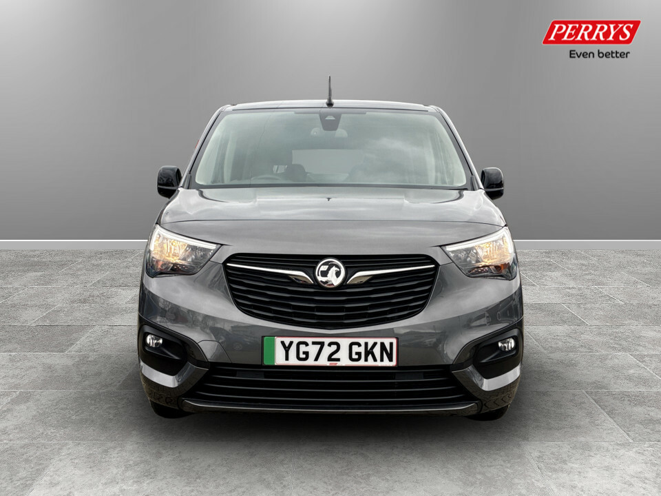 Vauxhall Combo-e Life 100Kw Se XL 50Kwh 5 Seat Grey #2