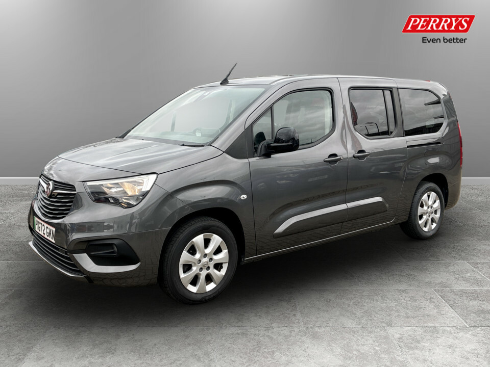 Vauxhall Combo-e Life 100Kw Se XL 50Kwh 5 Seat Grey #3