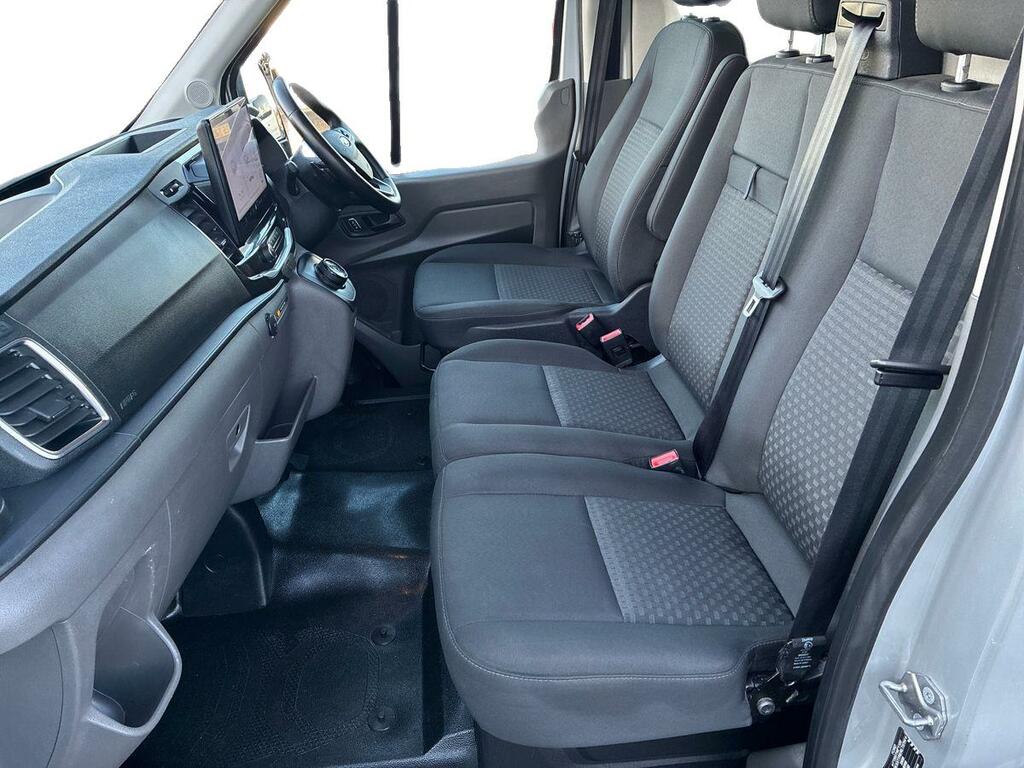 Ford Transit Custom 350 2.0 Ecoblue 130Ps L3 H2 Trend Van 8S D DS74CMY Silver #6