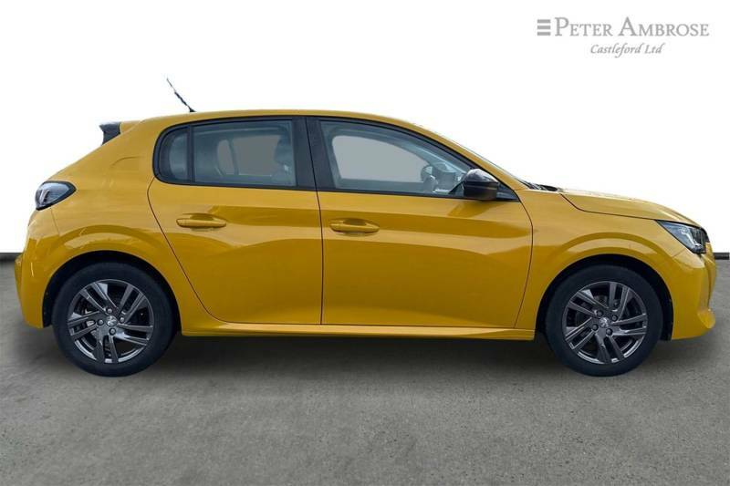Peugeot 208 1.2 Puretech Active Premium - 2022 22 YF22UMT Yellow #2