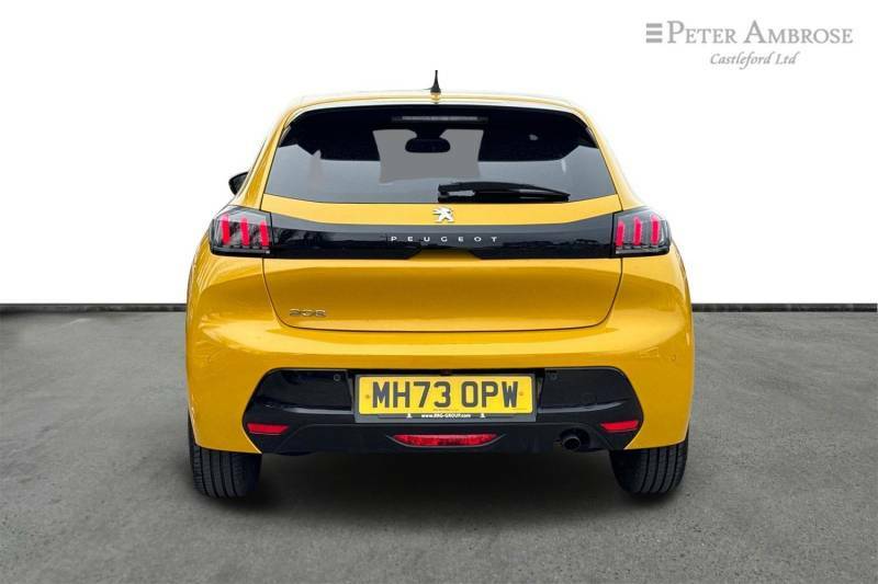 Peugeot 208 1.2 Puretech 100 Allure Premium - 2023 73 MH73OPW Yellow #4