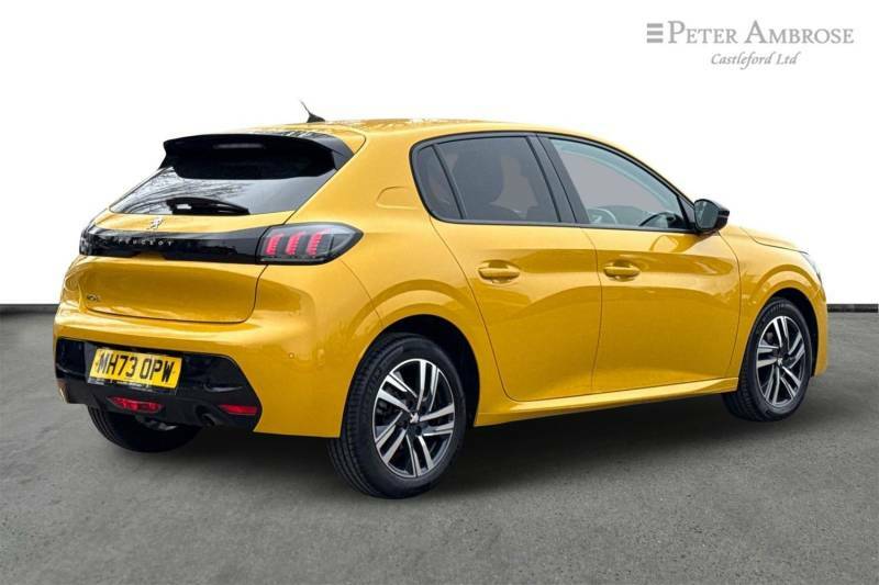 Peugeot 208 1.2 Puretech 100 Allure Premium - 2023 73 MH73OPW Yellow #3
