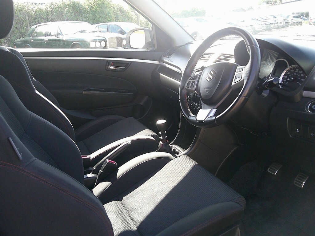 Suzuki Swift 1.6 Sport Euro 6 Snav White #3
