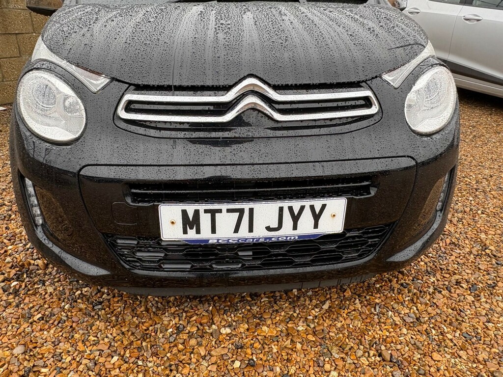 Citroen C1 1.0 Vti Shine Euro 6 Ss MT71JYY #3