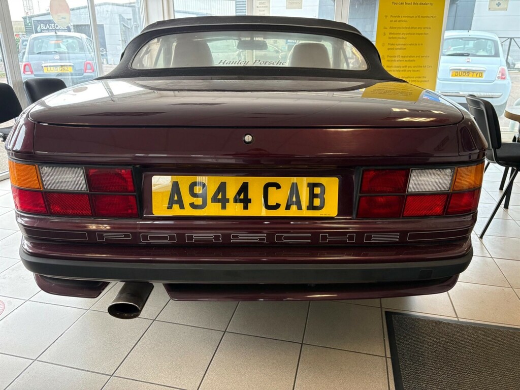 Porsche 944  Blue #4