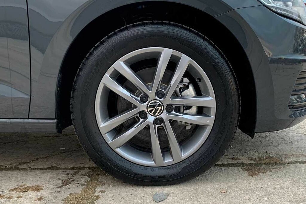 Volkswagen Touran 1.5 Tsi Evo Match Dsg Grey #5