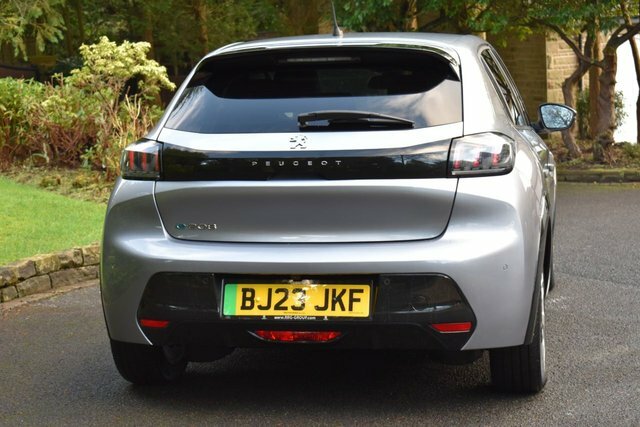 Peugeot e-208 50Kwh Allure Premium Hatchback BJ23JKF Grey #4