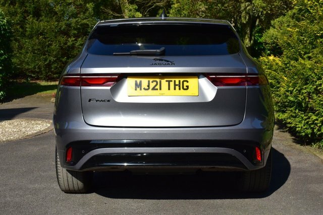 Jaguar F-Pace 2.0 P250i R-dynamic Se Suv Awd Eur Black #4